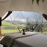 Glamping Quintana Luxe tent